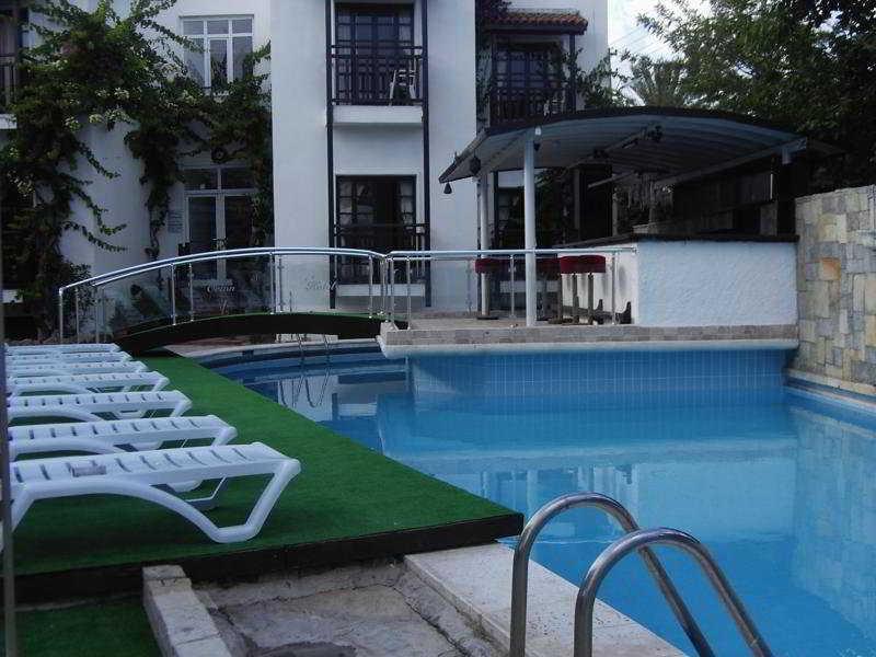 Orion Hotel Bitez Zewnętrze zdjęcie