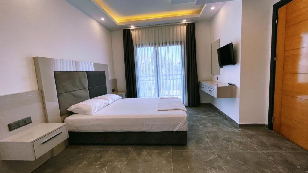 Orion Hotel Bitez Zewnętrze zdjęcie